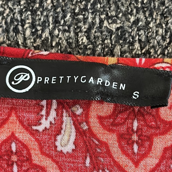 PRETTY GARDEN MAXI DRESS Red, Tan, Cream Wrap Side Tie Deep V neck Size Small - Picture 5 of 8